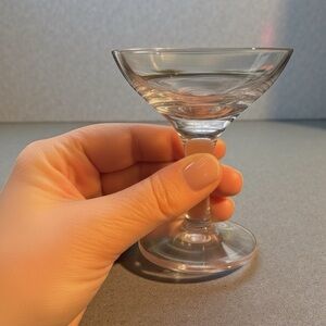 Set of 2, very small cocktail glasses, liquor glasses? Vintage